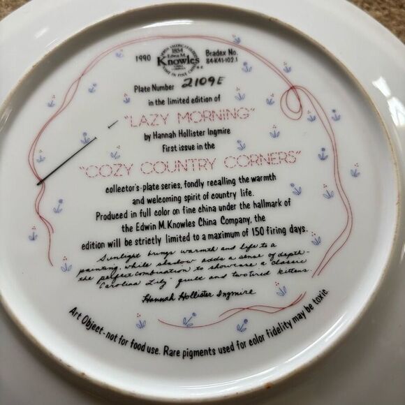 Knowles Lazy Mornings Cosy Country Corners Kitty Cats 8.5” Collector Plate - Picture 4 of 4